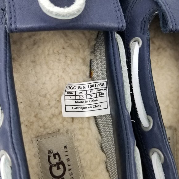 Ugg Navy Blue Ashdale Duck Moc Sheepskin Shoes - Picture 6 of 9